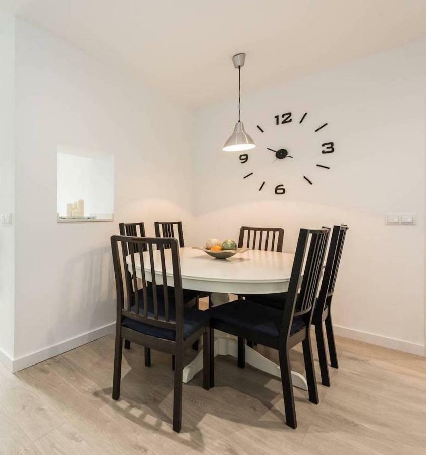 Modern With Ideal Location Next To Atocha Station Madrid Bagian luar foto