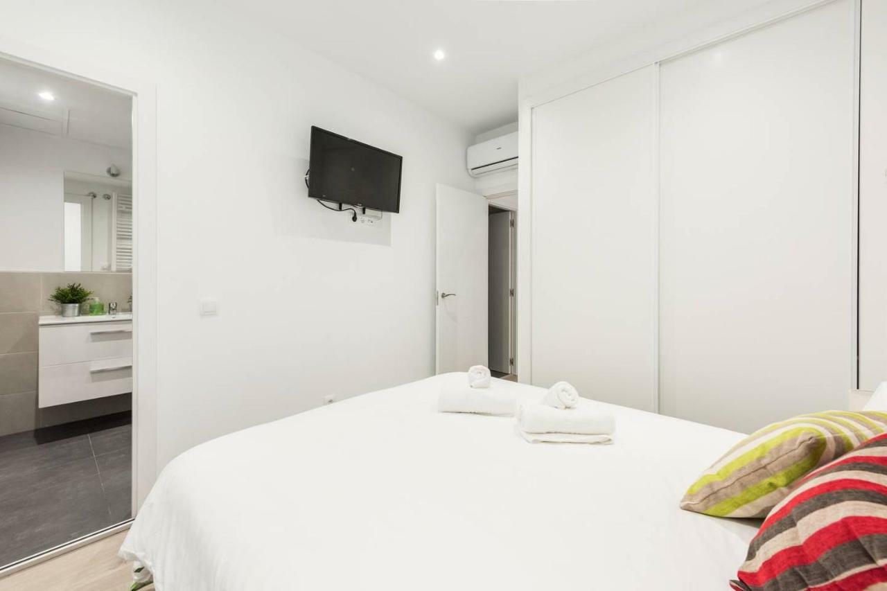 Modern With Ideal Location Next To Atocha Station Madrid Bagian luar foto