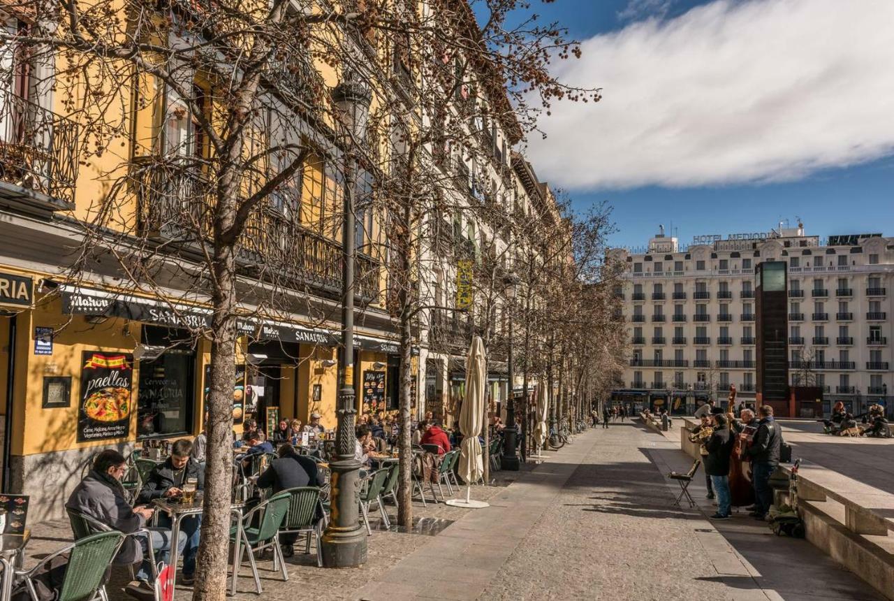 Modern With Ideal Location Next To Atocha Station Madrid Bagian luar foto