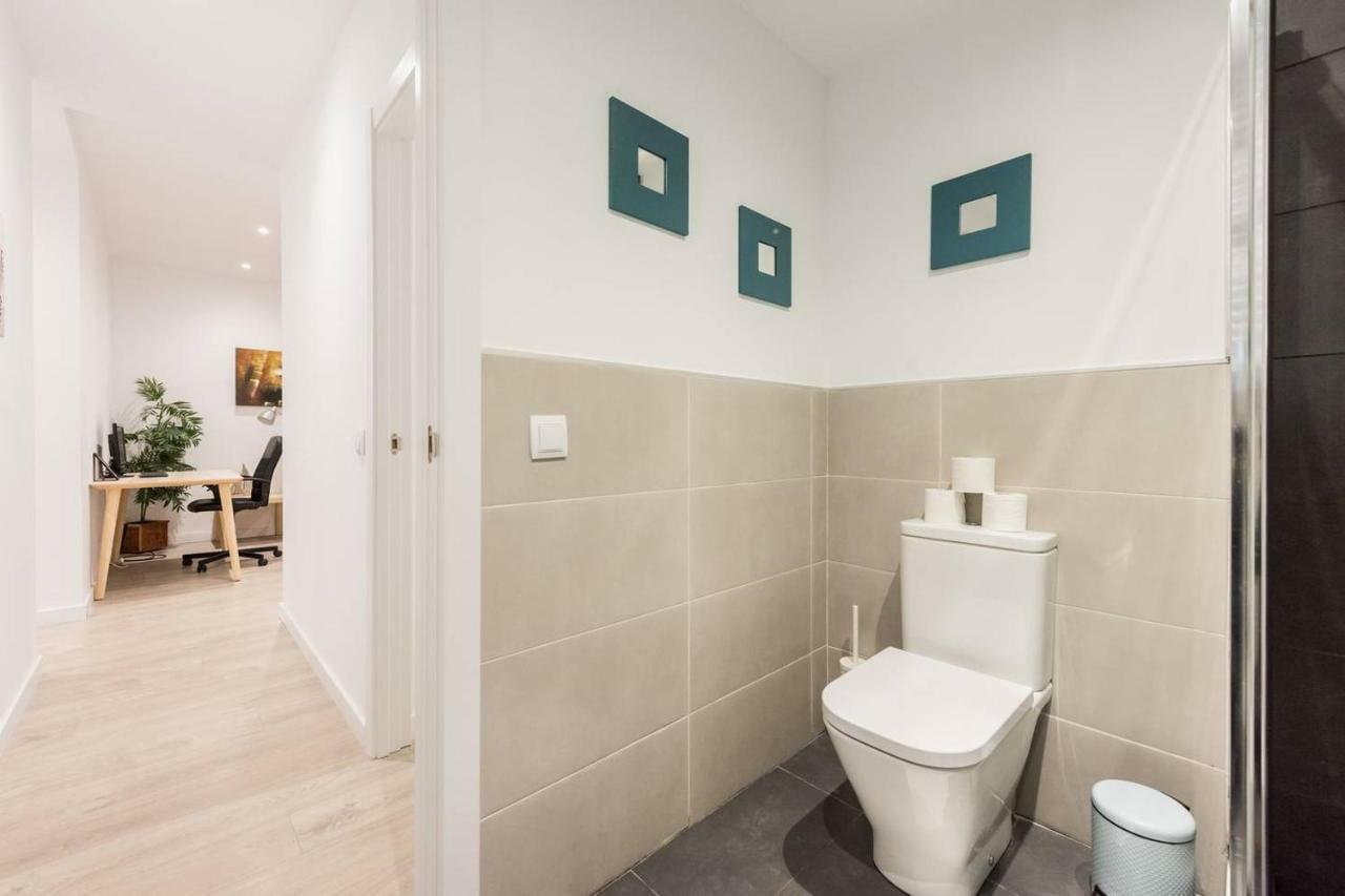 Modern With Ideal Location Next To Atocha Station Madrid Bagian luar foto