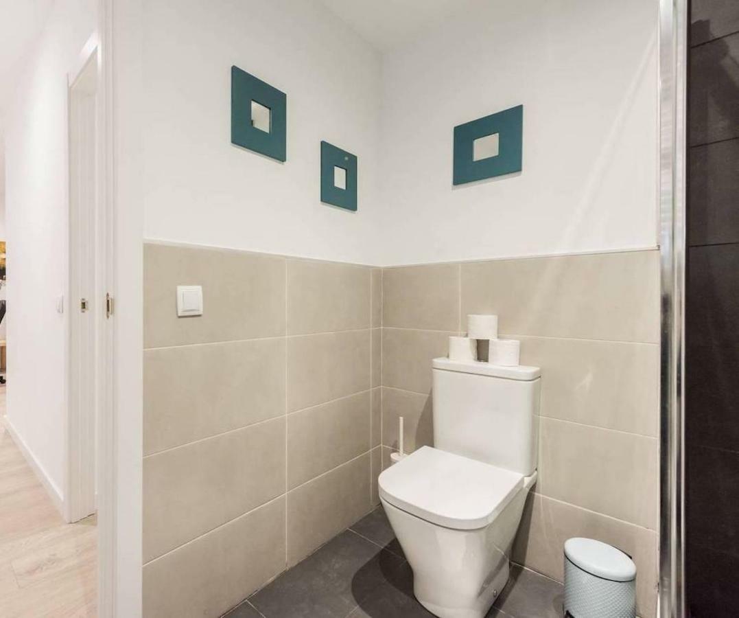 Modern With Ideal Location Next To Atocha Station Madrid Bagian luar foto