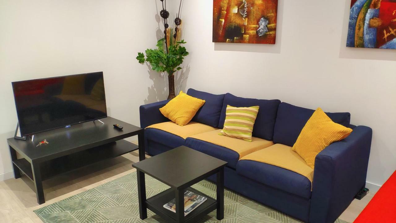 Modern With Ideal Location Next To Atocha Station Madrid Bagian luar foto