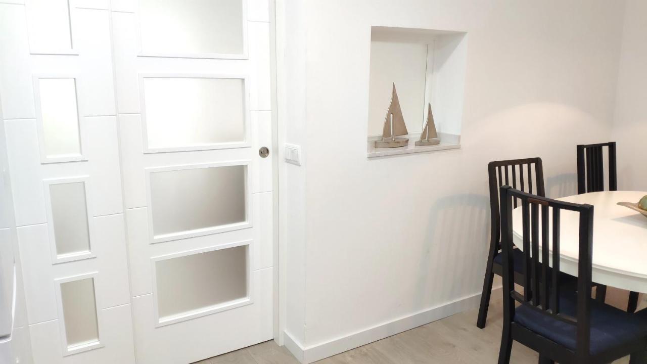 Modern With Ideal Location Next To Atocha Station Madrid Bagian luar foto